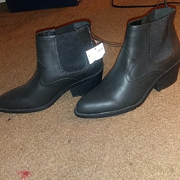 H&M divied boots - Picture 1 of 1